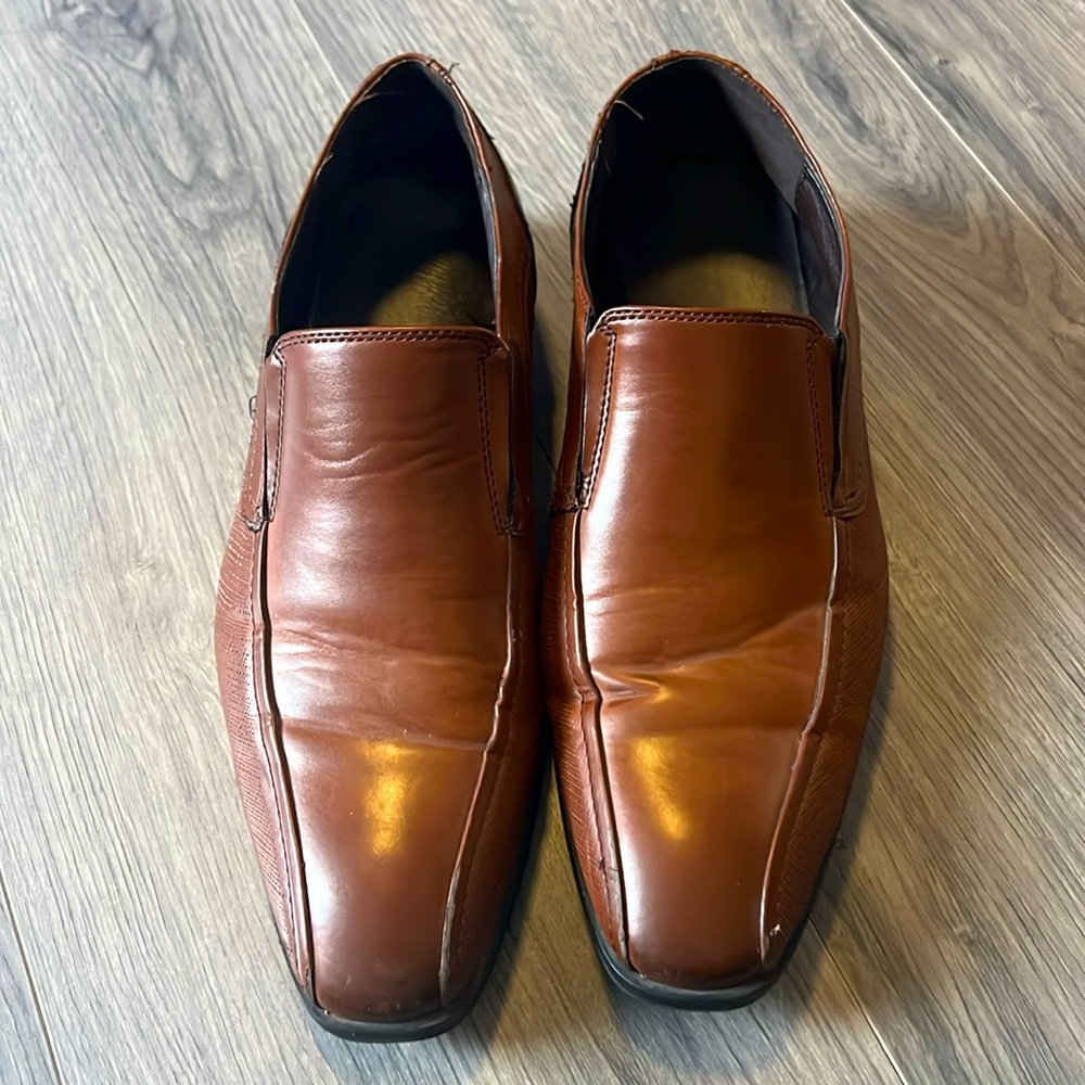 Kenneth Cole loafers size 8